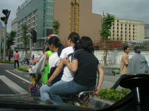chinamotorbike.jpg